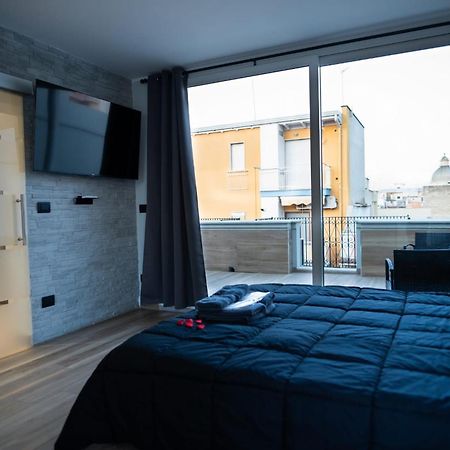 Casa Con Veranda E Idromassaggio Barletta Exteriör bild