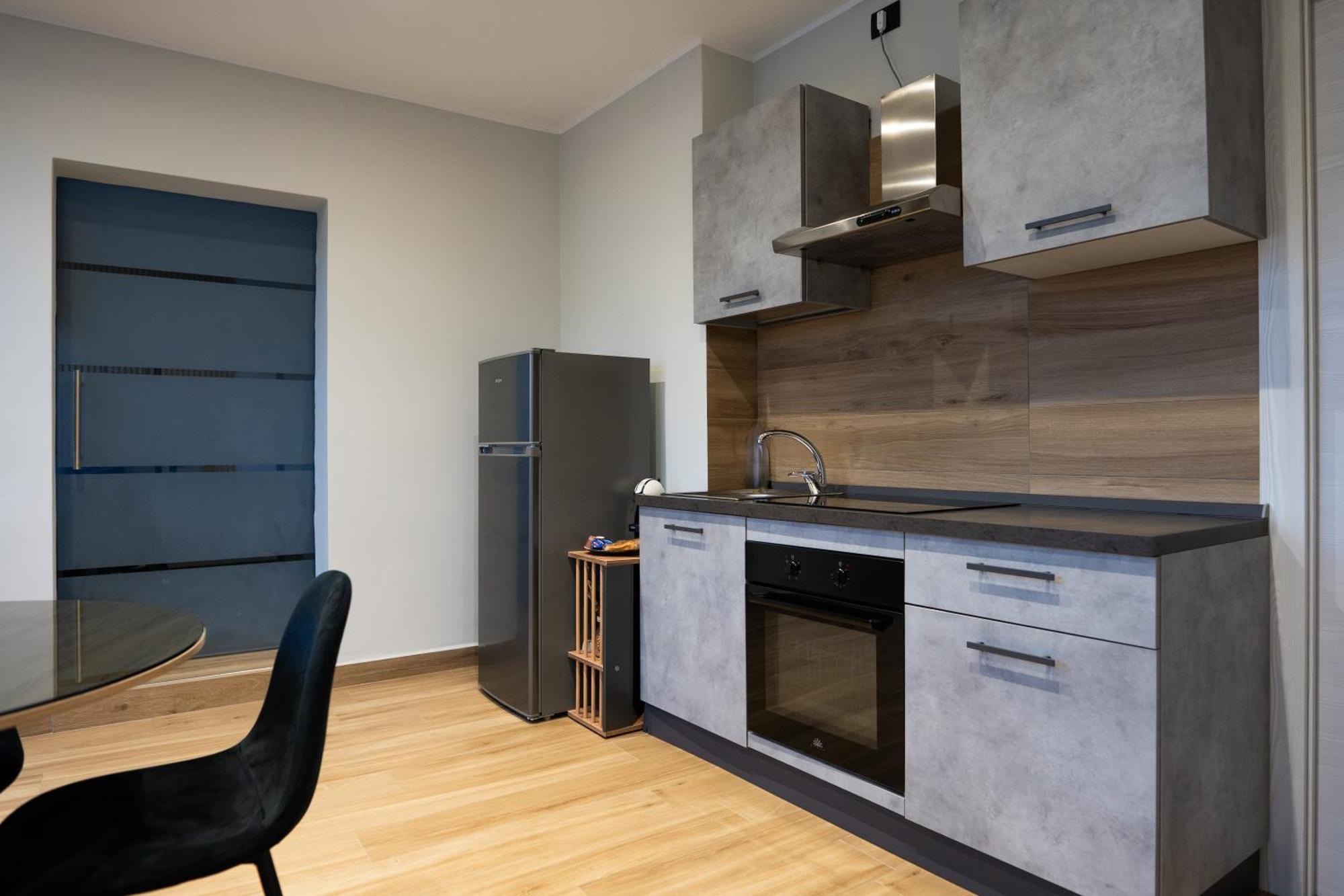 Casa Con Veranda E Idromassaggio Barletta Exteriör bild