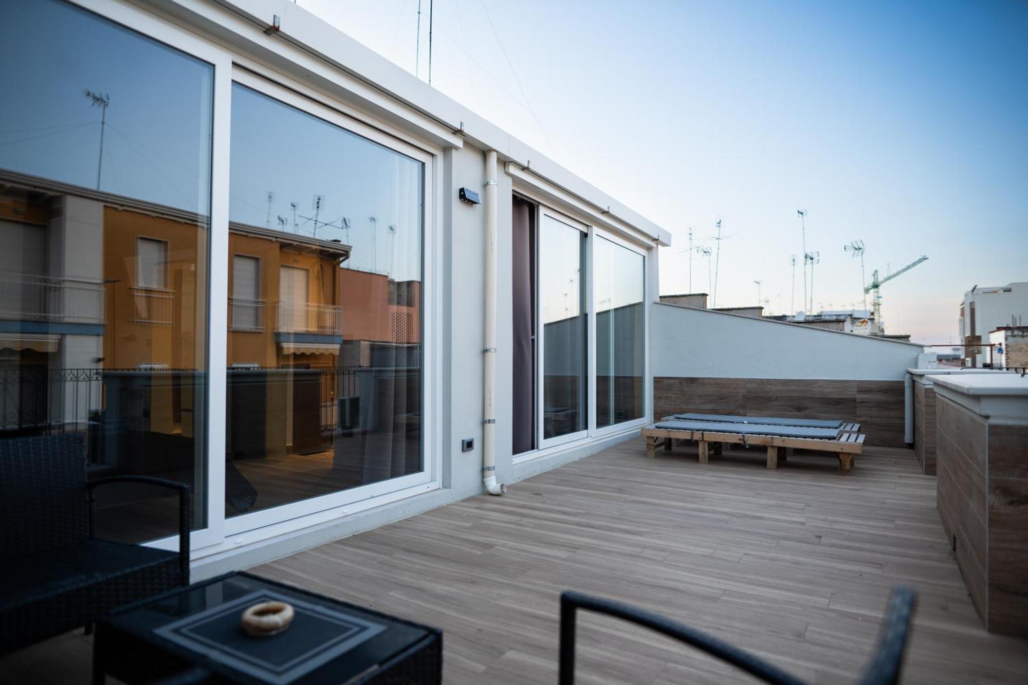 Casa Con Veranda E Idromassaggio Barletta Exteriör bild